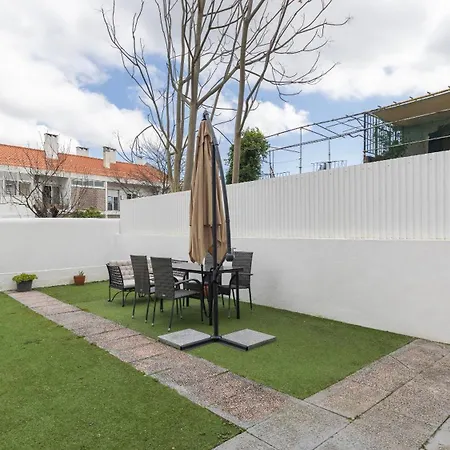 With Patio By Lovelystay * Lisboa