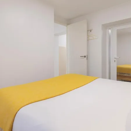 With Patio By Lovelystay Apartman *
